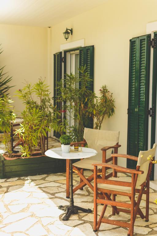 Althea Studios Lefkada Áyios Nikítas Quarto foto